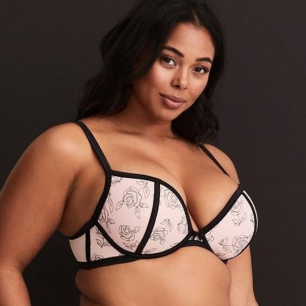 Torrid Push-Up Plunge Rose Floral Embroidery Bra Pink Black Romantic Size 40DD